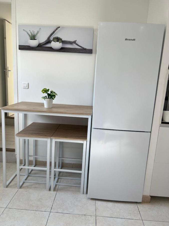 Appartement Au Bor De Mer Марсель Экстерьер фото